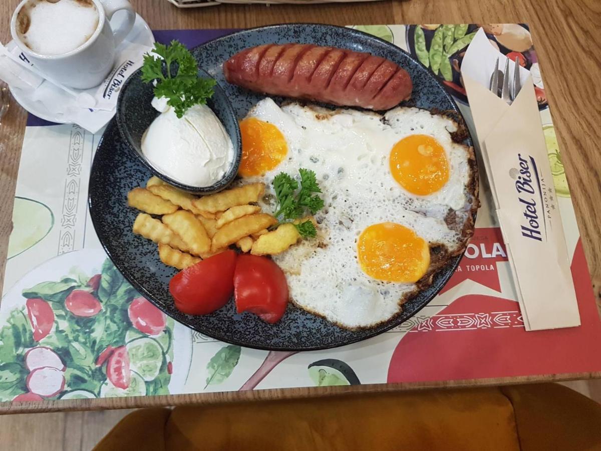 Hotel Biser Panonija Duboka Zewnętrze zdjęcie
